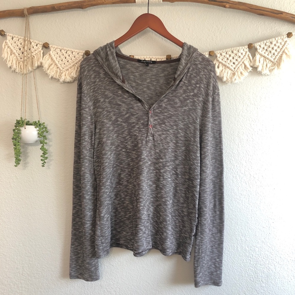 Foreign Exchange - Large - v-neck hooded sweater